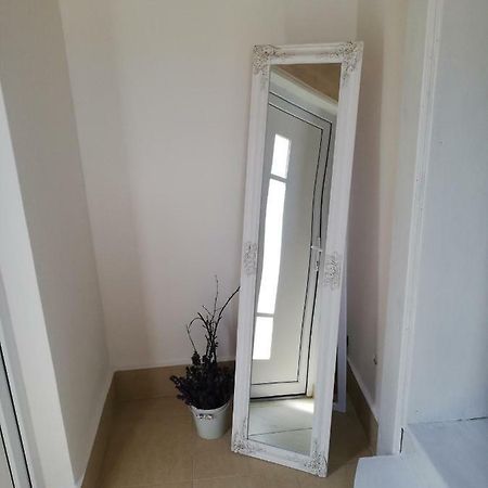 Apartman Julrich Vrbov Eksteriør billede
